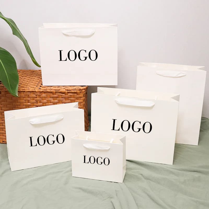 Sacs en papier blanc avec Logo de personnalisation, 10 pièces, pour vêtements, sacs d'emballage de perruque, sacs en papier pour bijoux pour petites