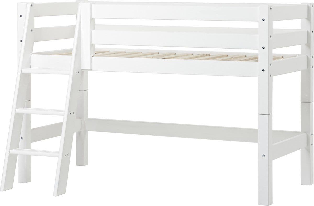Hoppekids ECO Luxury halfhoogslaper 70x160 cm met schuine ladder, wit.