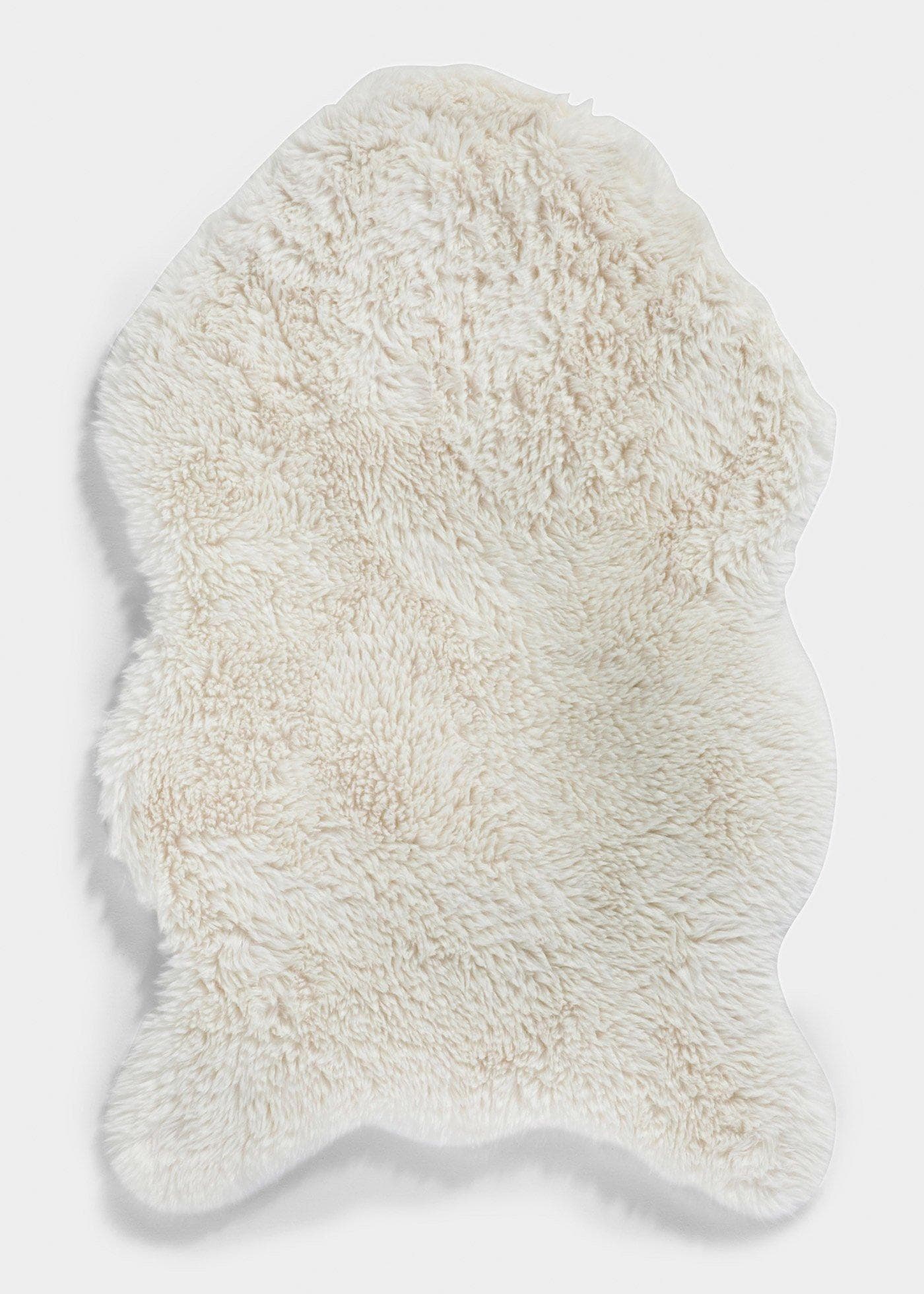 Peau de mouton synthétique