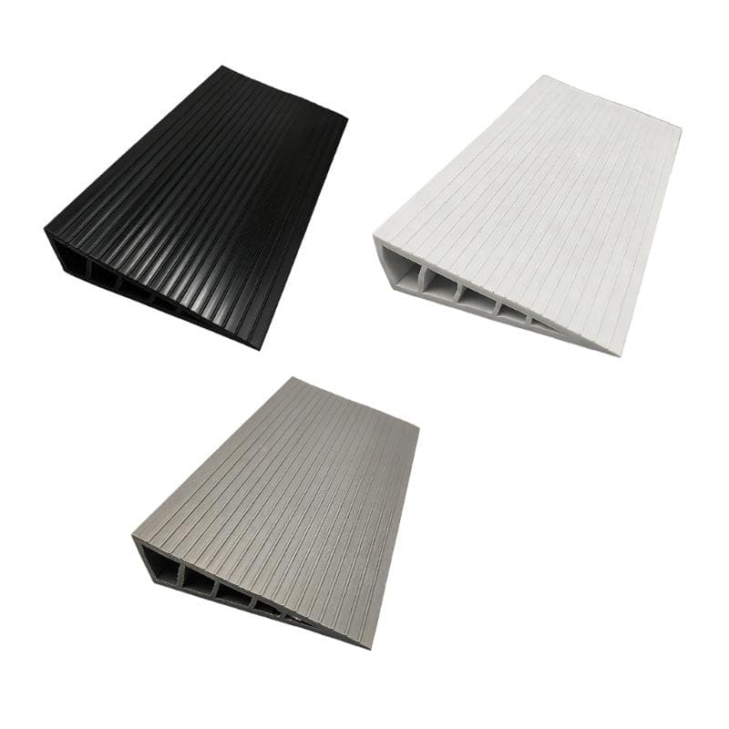 Rampe de seuil antidérapante en PVC, découpable, pour fauteuils roulants et poussettes, utilisable en intérieur et en extérieur. Installation