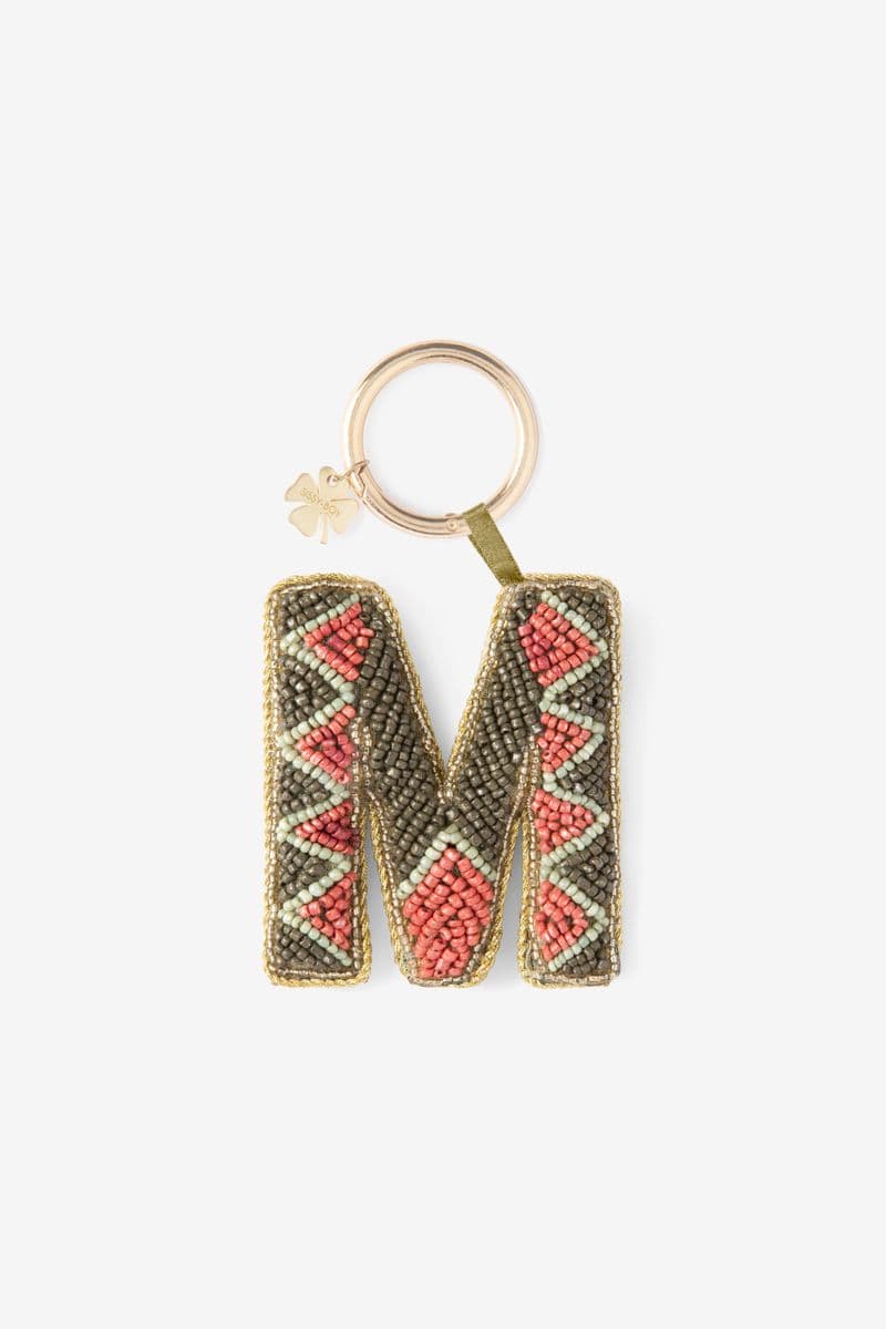 Donkergroene Bag Charm Letter M