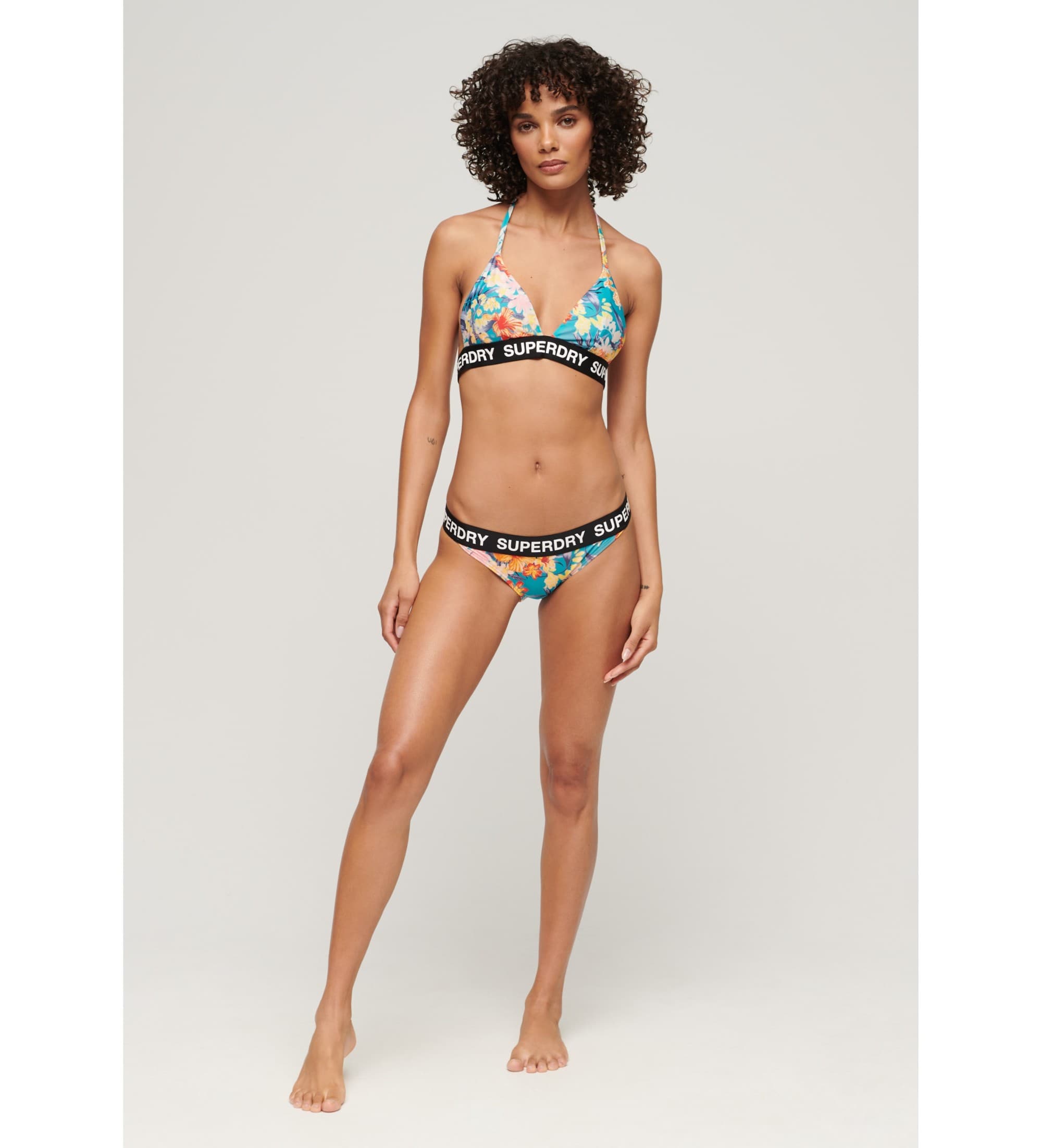 Superdry für Damen. W3010401A Classics Bikiniunterteil mehrfarbig (XS), Strandbekleidung, Recyceltes Polyester, Nachhaltig